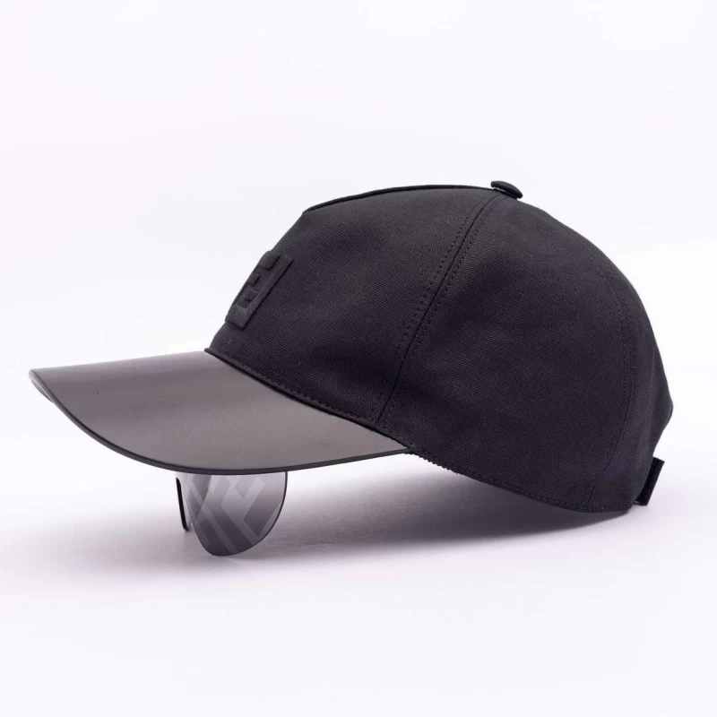 Fendi Eyecap FE40022U Boné com Viseira